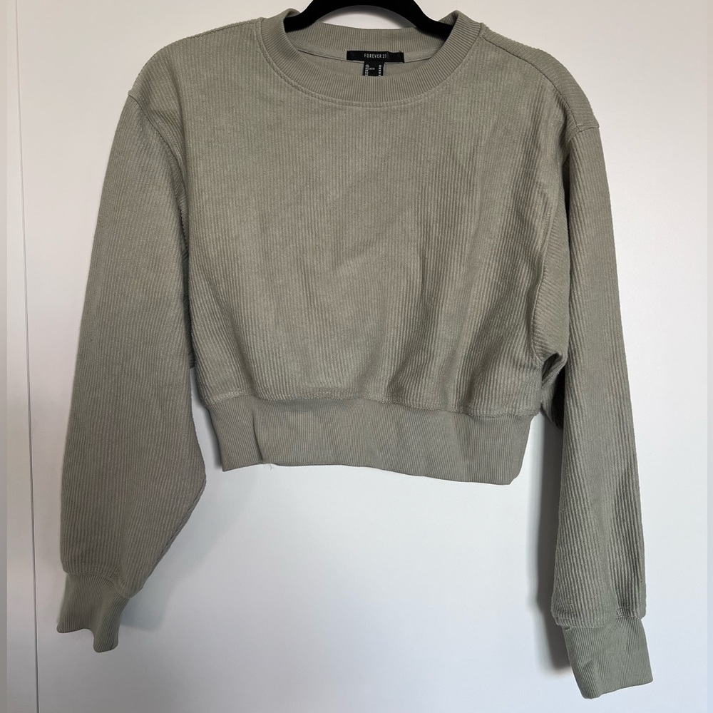 Forever 21 Army Green Cropped Sweatshirt